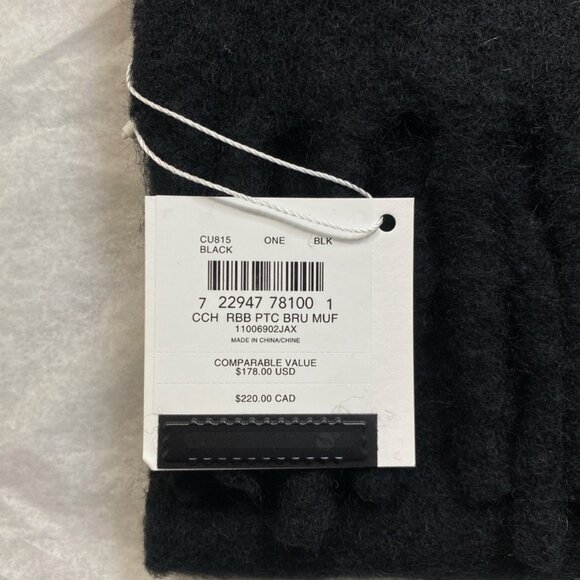 Coach CU815 Muffler with Rubber Patch in Black, Alpaca+Polymide - Picture 5 of 5